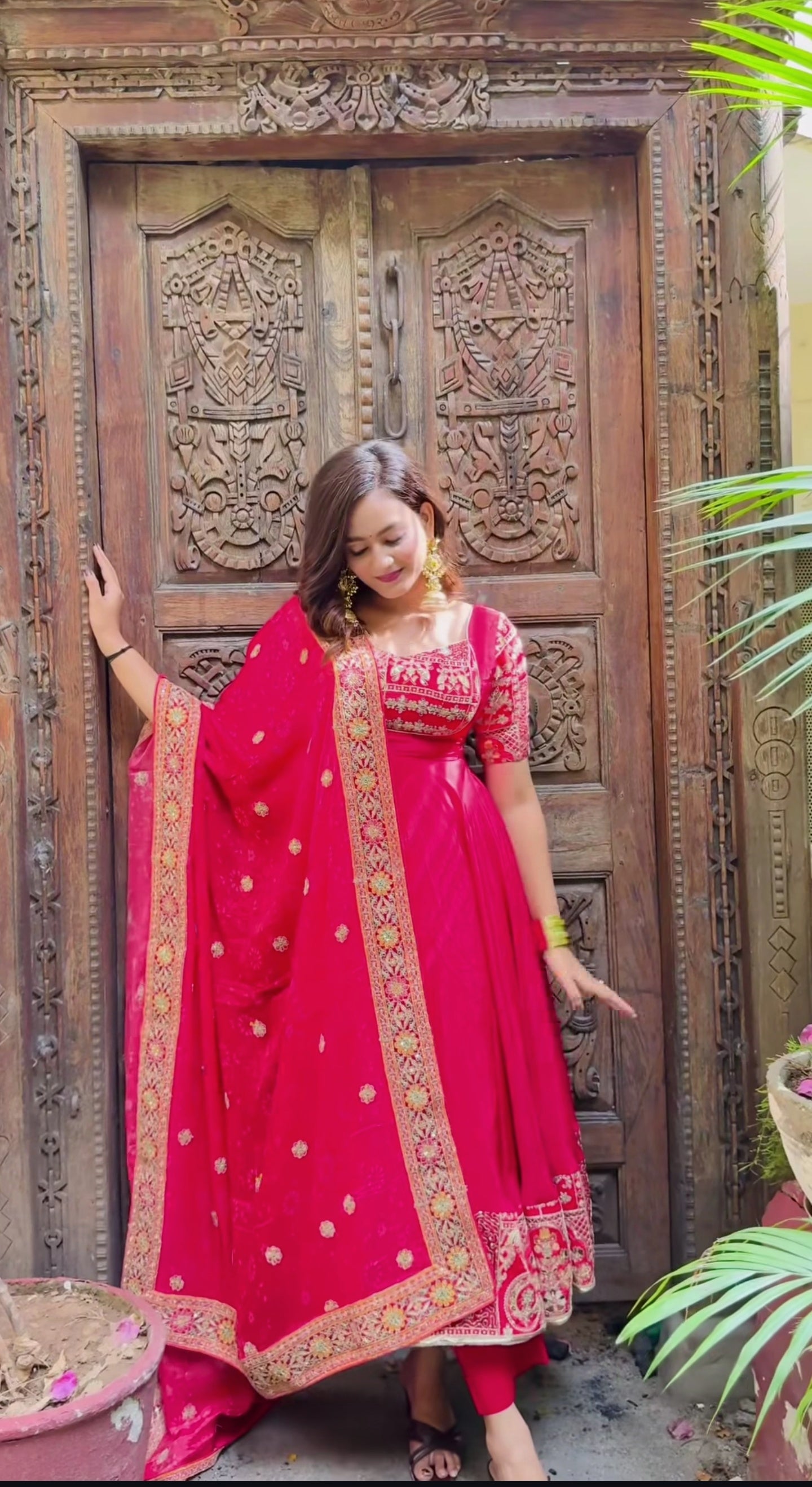 Presenting Anarkali Gown Perfect For Wedding & Festive Wear