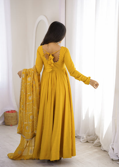 Elegant Plain Flared Anarkali Dress with Heavily Work Dupatta (3-Piece Set)