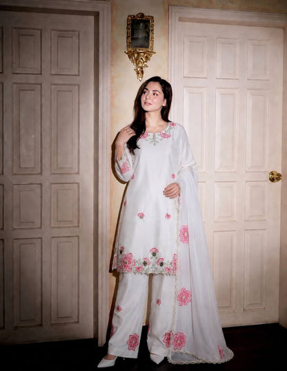 Elegant White & Pink Floral Threadwork Suit Set with Scalloped Border for Women