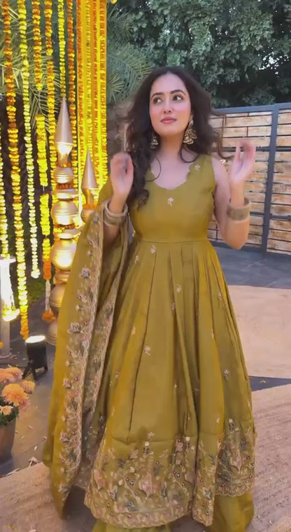 Festive Wear Floral Embroidered Anarkali Suit Set with Dupatta for Women